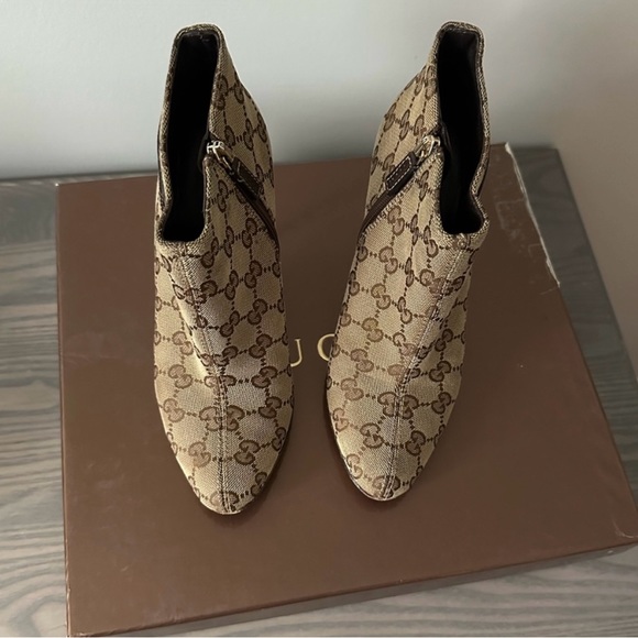 GUCCI GG MONOGRAM ANKLE BOOTS - Picture 8 of 13